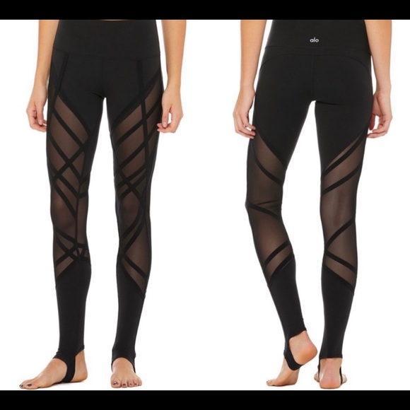 alo High Waist Wrapped Stirrup Leggings in Black - - Picture 2 of 14